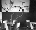 Gabriel Rechowicz, dekoracja malarska w kawiarni Instytutu Doskonalenia Kadr Lekarskich na Bielanach w Warszawie, 1965. Fot. z archiwum artystów.